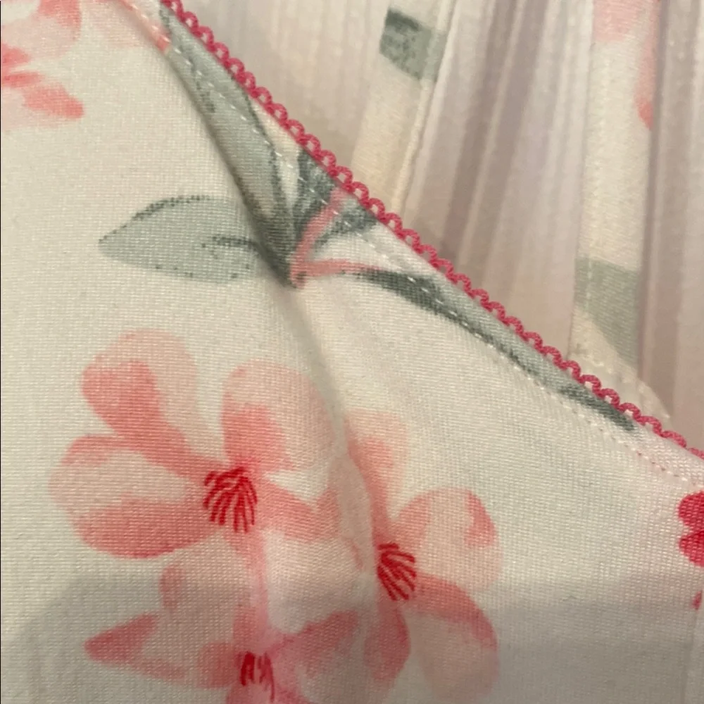 La Vie En Rose Floral Print Women's Nightgown - Picture 7 of 10